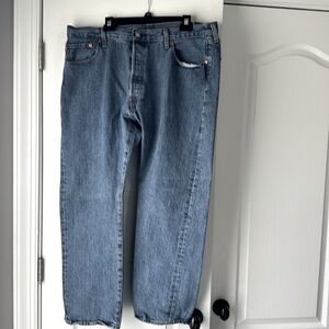 Levi’s Men’s 40x30 like new.